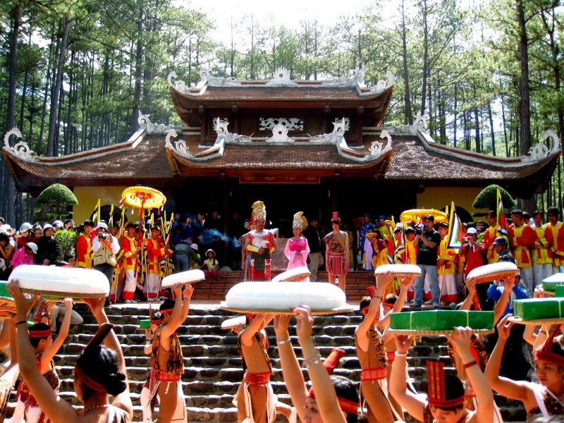 den-hung-temple-festival