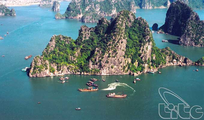 50VinhHalong03